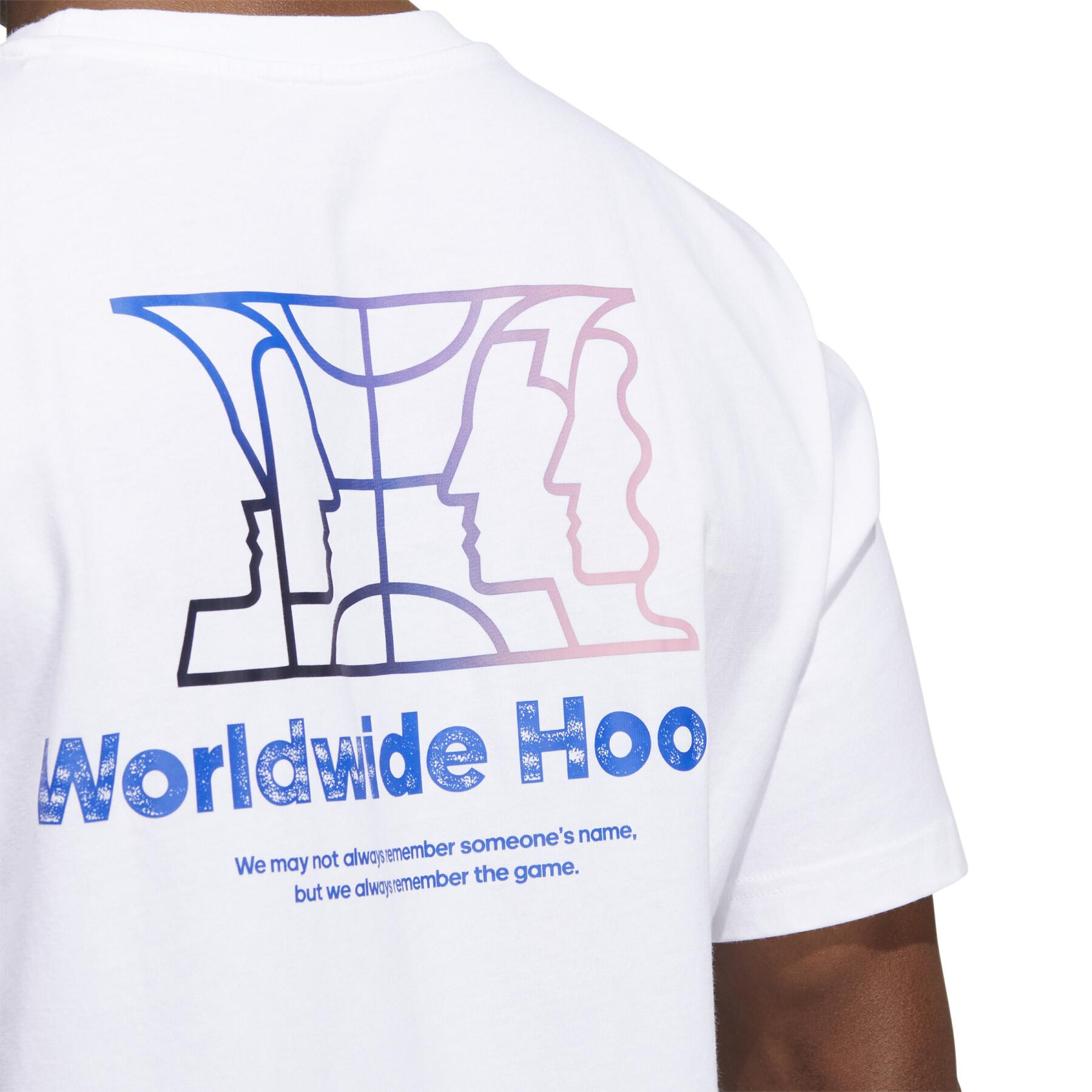 Camiseta adidas Originals Worldwide Hoops Story Graphic