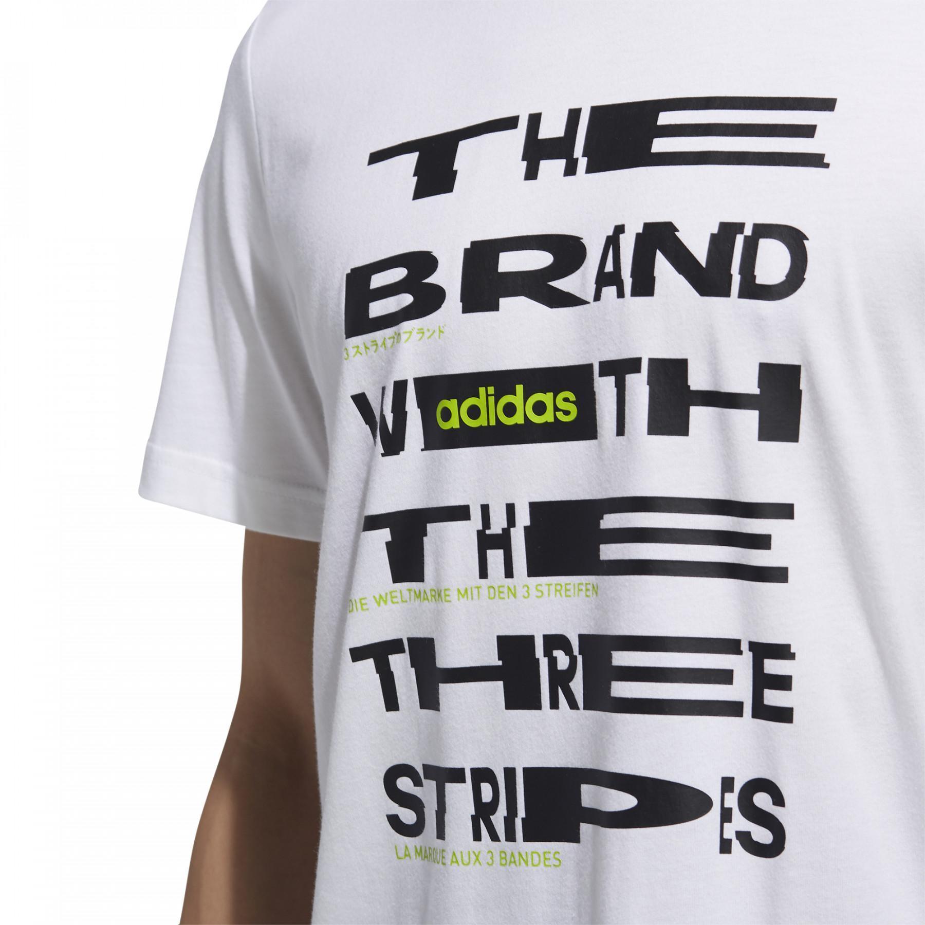 Camiseta adidas Distorted Font