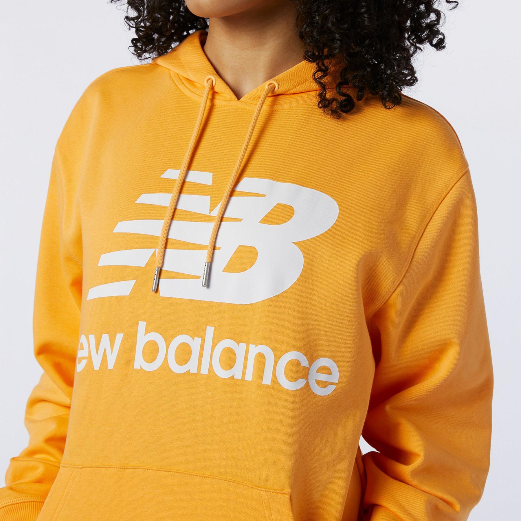 Sudadera New Balance essentials stacked logo
