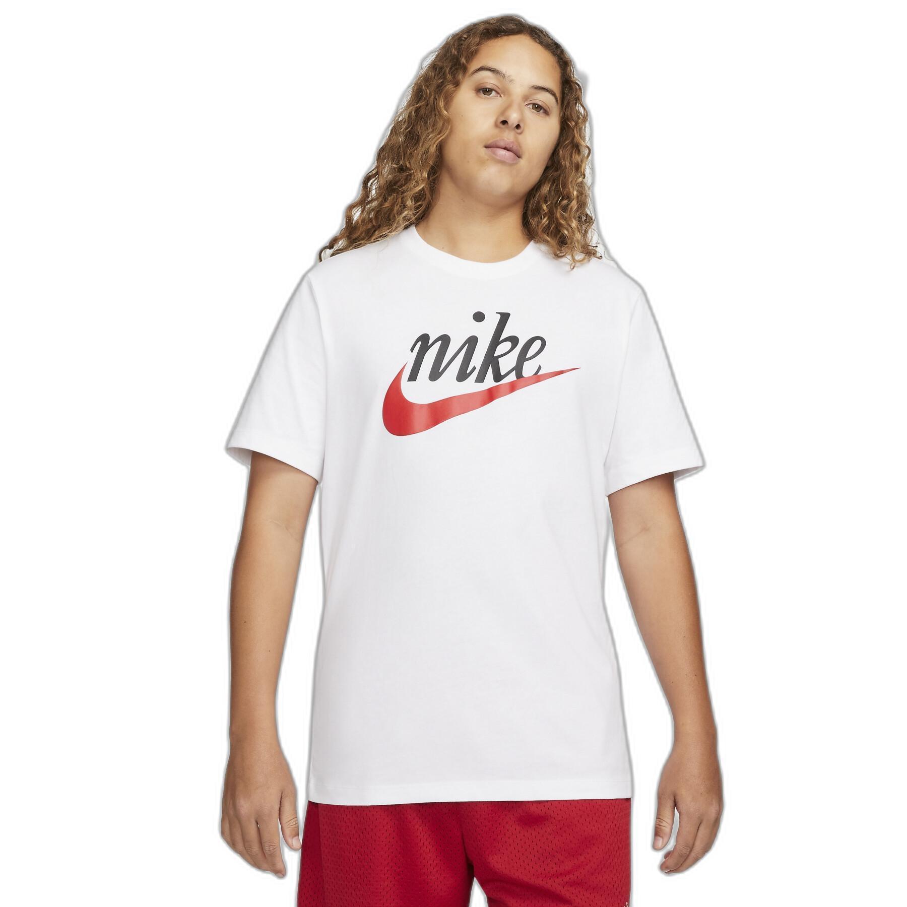 Camiseta Nike Futura 2