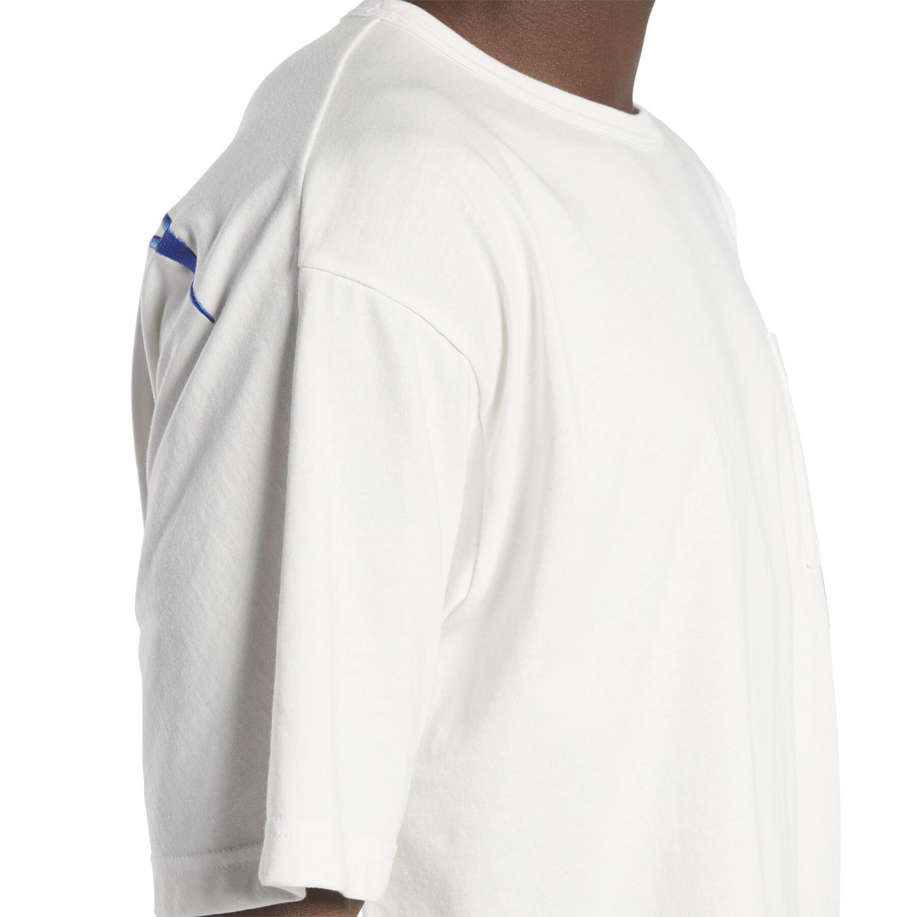 Camiseta con bolsillo Reebok Basketball