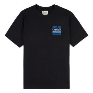 Camiseta Penfield Mountain Filled Back Graphic